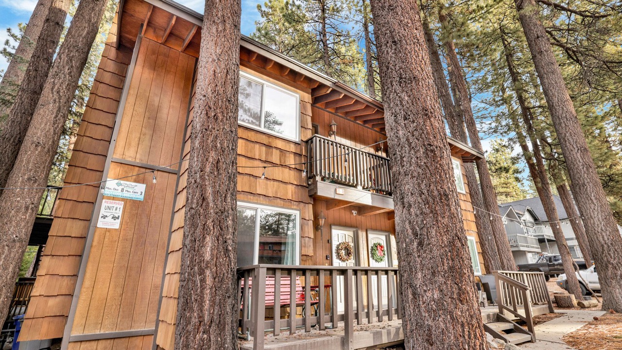 Photo of Outdoor in Summit Estates