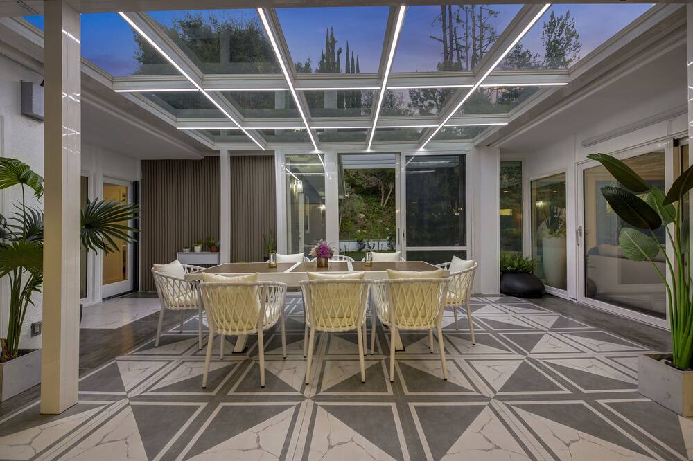 Photo of Others in La Canada Flintridge