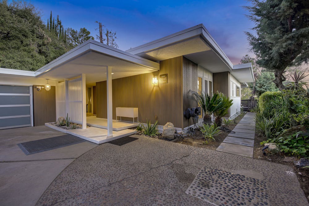 Photo of Outdoor in La Canada Flintridge