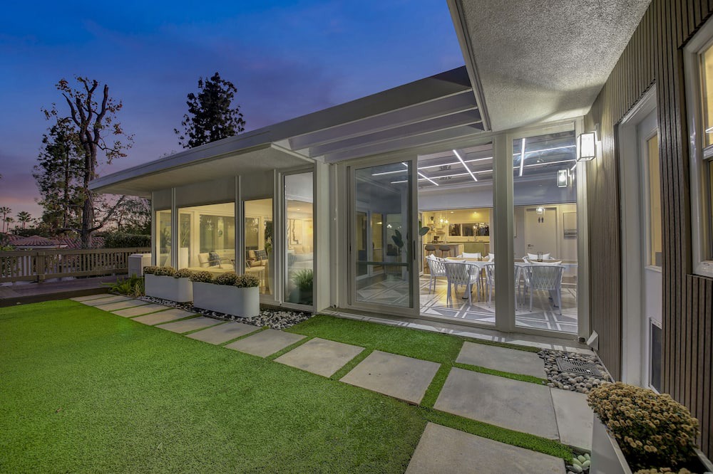 Photo of Outdoor in La Canada Flintridge