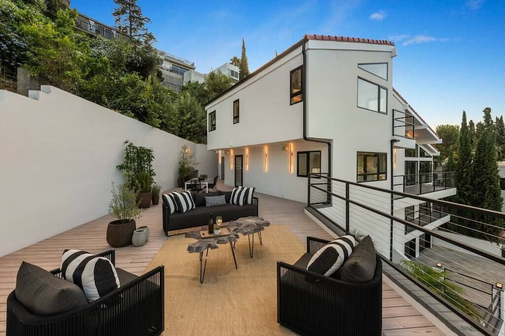 Photo of Outdoor in Adams Hill