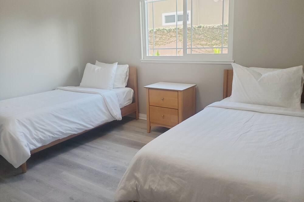 Photo of Bedroom in Buena Park