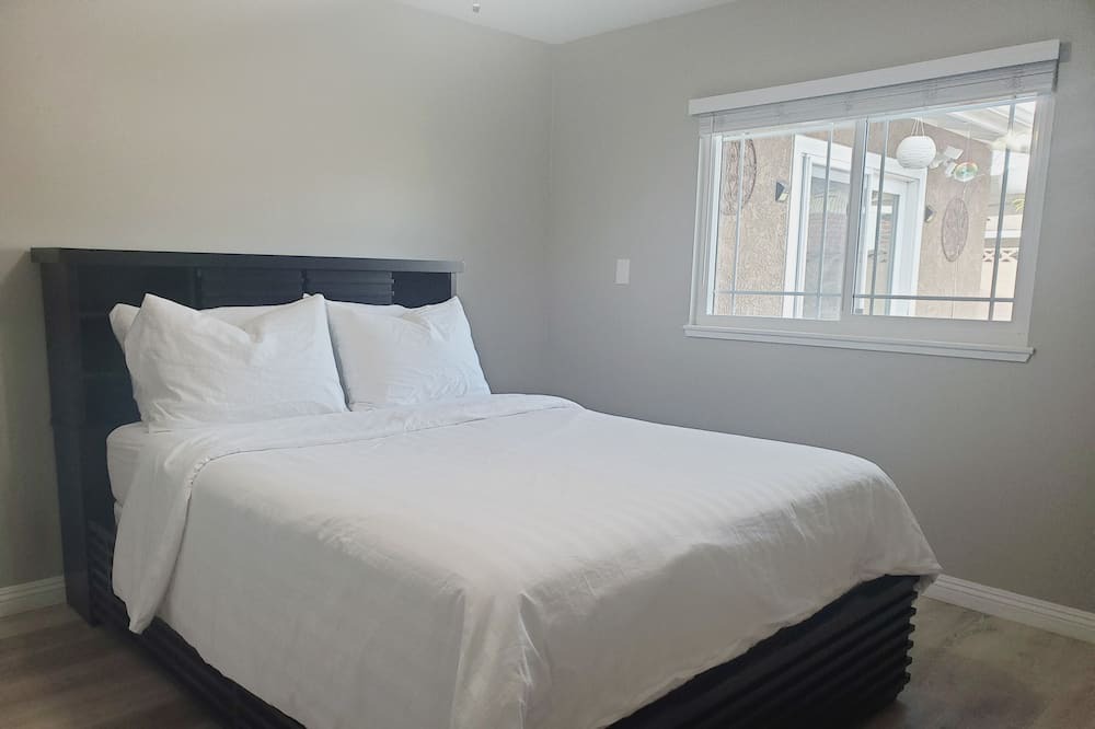 Photo of Bedroom in Buena Park