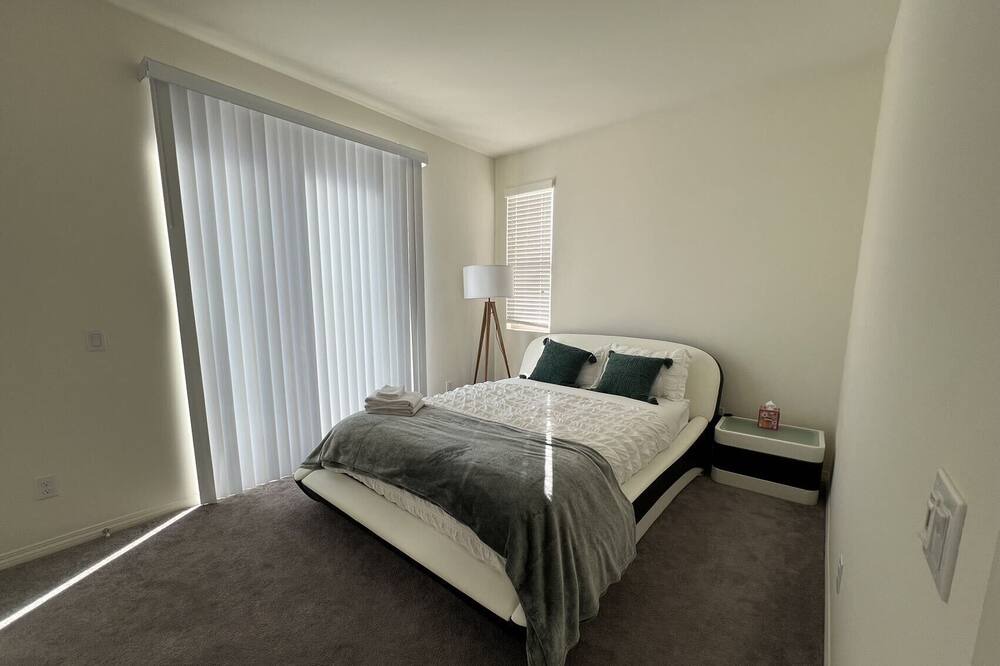 Photo of Bedroom in Jurupa Valley