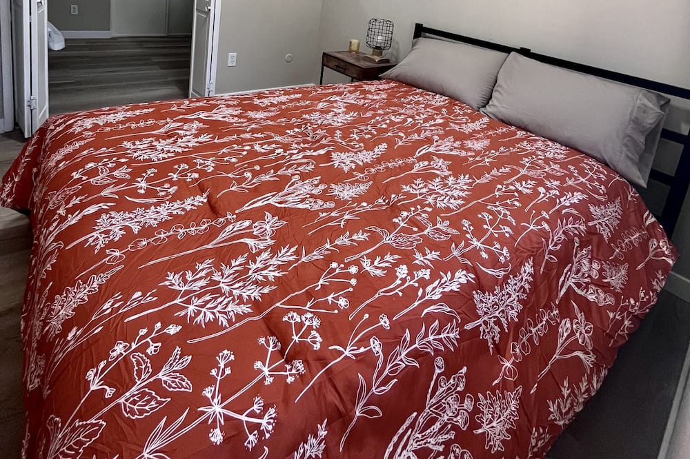 Photo of Bedroom in Santee