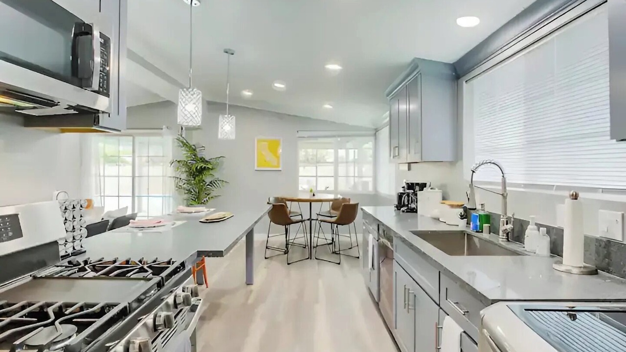 Photo of Kitchen in Sherwood Forest and Thistle Development