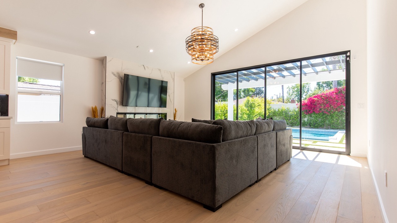 Photo of Livingroom in Burbank