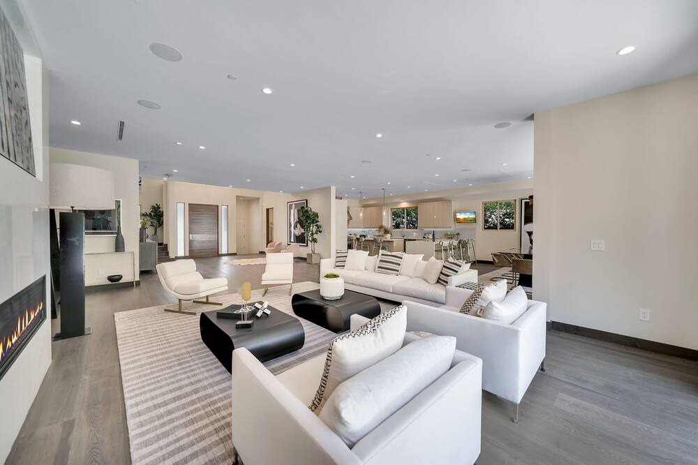 Photo of Livingroom in Beverlywood
