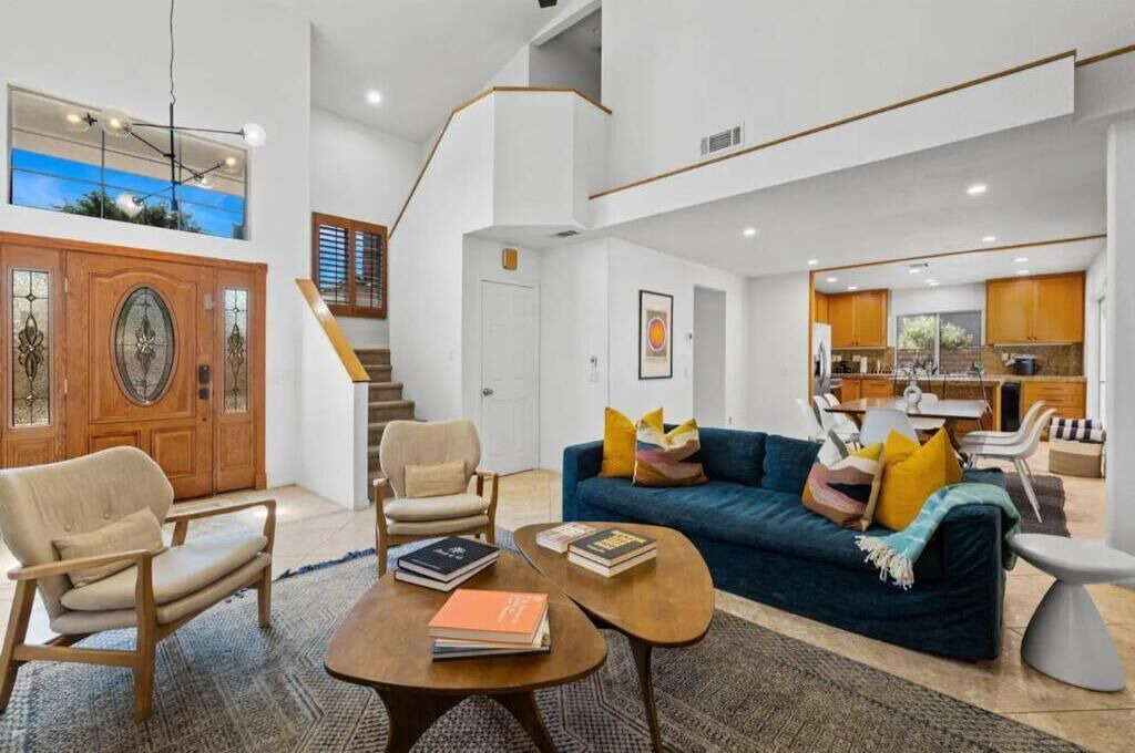 Photo of Livingroom in Los Angeles