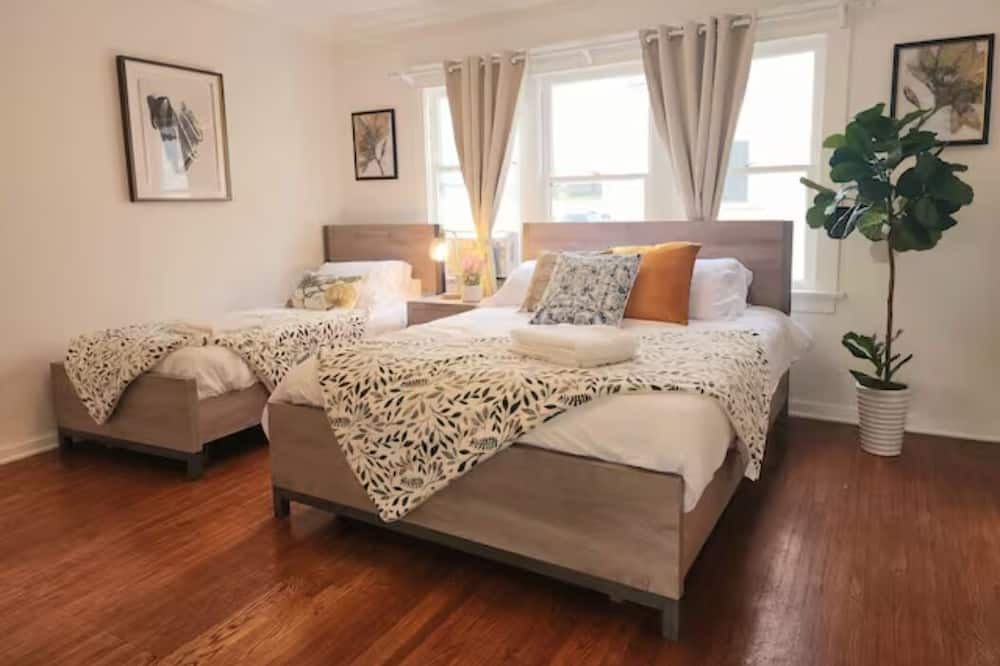 Photo of Bedroom in Alhambra