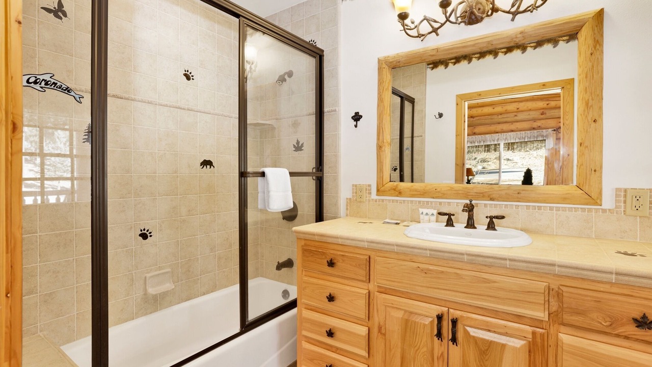 Photo of Bathroom in Castle Glen Estates