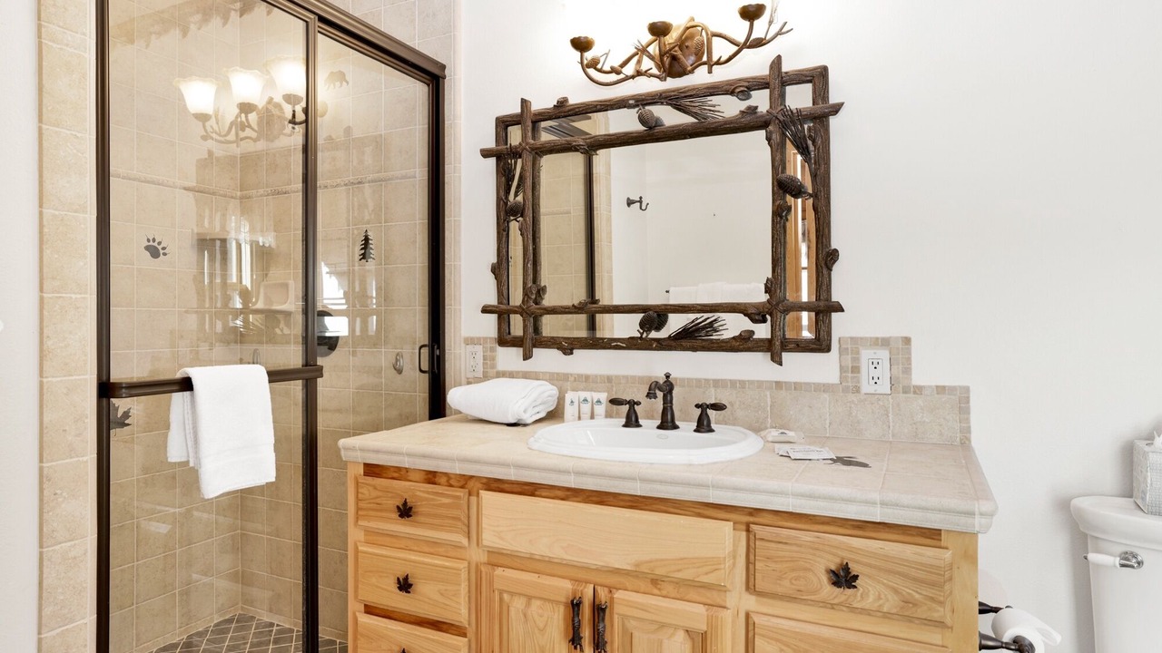 Photo of Bathroom in Castle Glen Estates