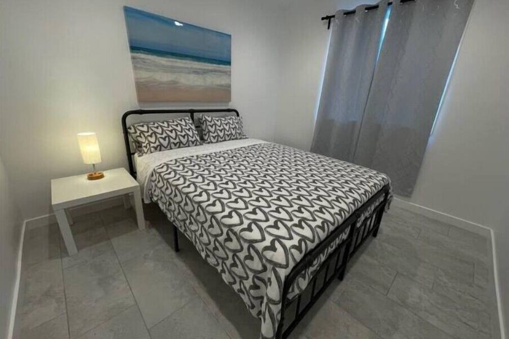 Photo of Bedroom in Santa Ana