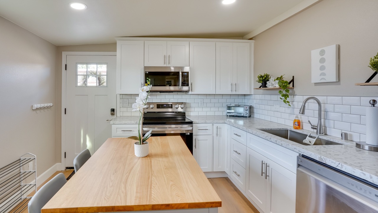 Photo of Kitchen in Anaheim Resort