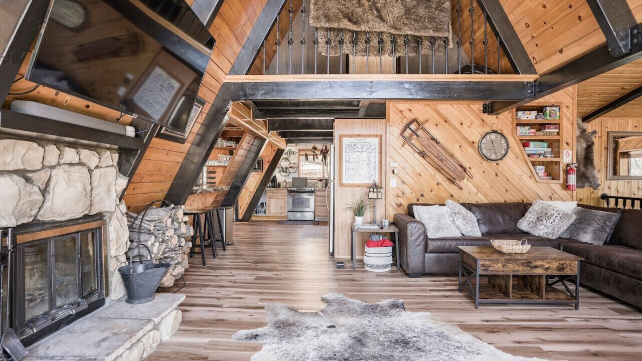 Photo of Livingroom in Big Bear Lake