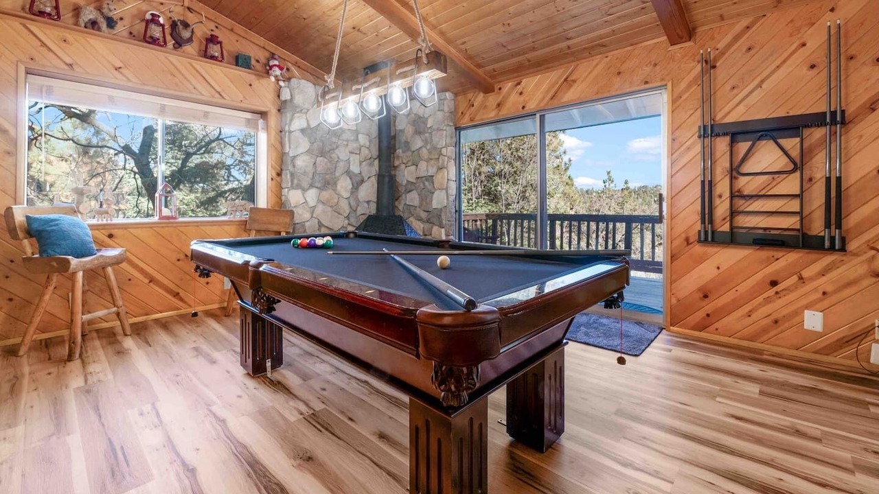 Photo of Bedroom in Big Bear Lake