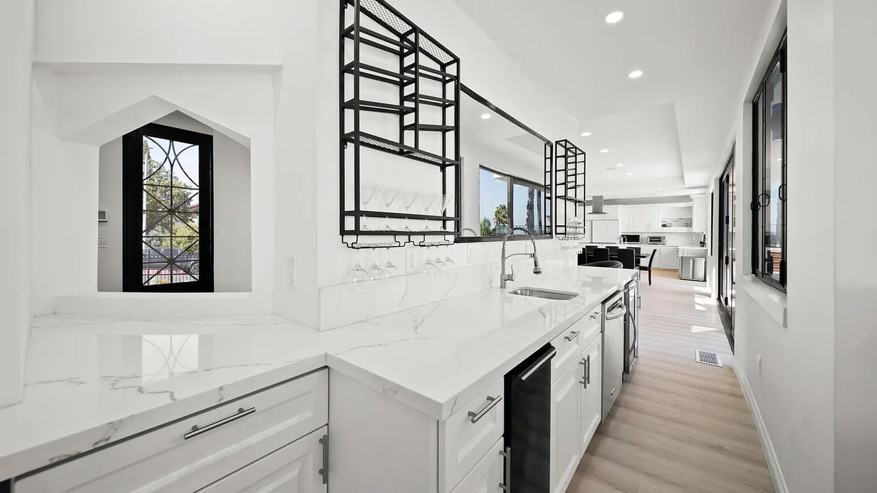 Photo of Kitchen in Hollywood Hills West