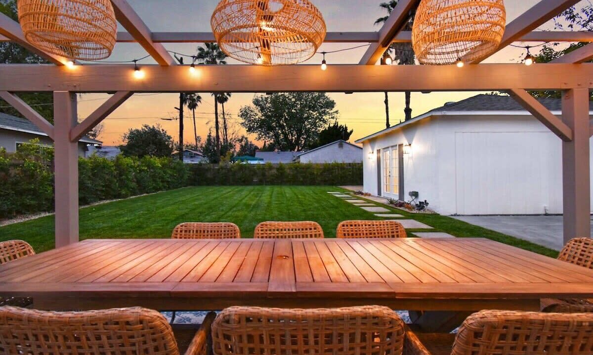 Photo of Outdoor in Van Nuys