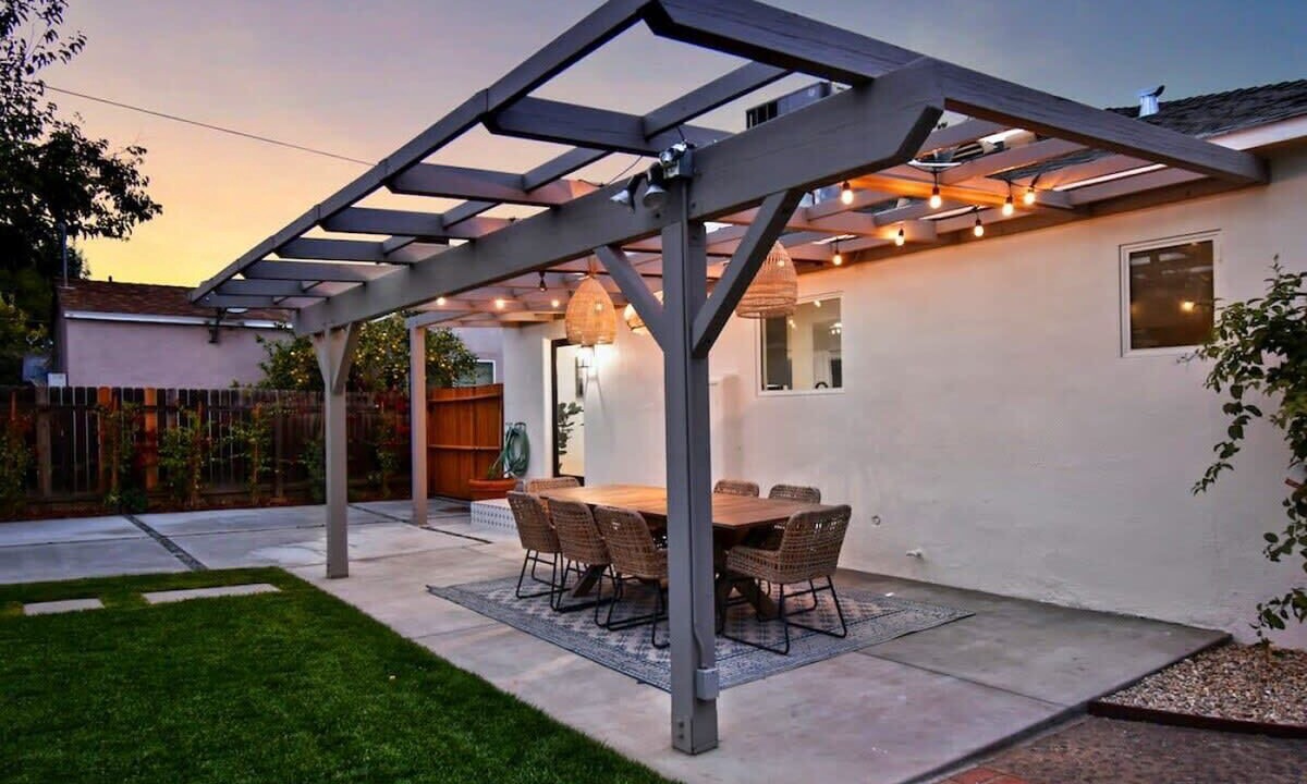 Photo of Patio Balcony in Van Nuys