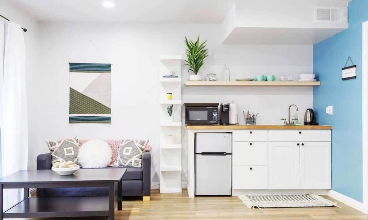 Photo of Kitchen in Valley Glen
