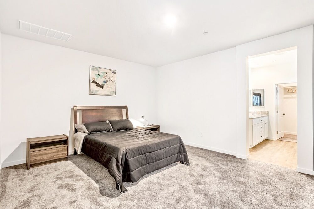 Photo of Bedroom in Pumpkin Center