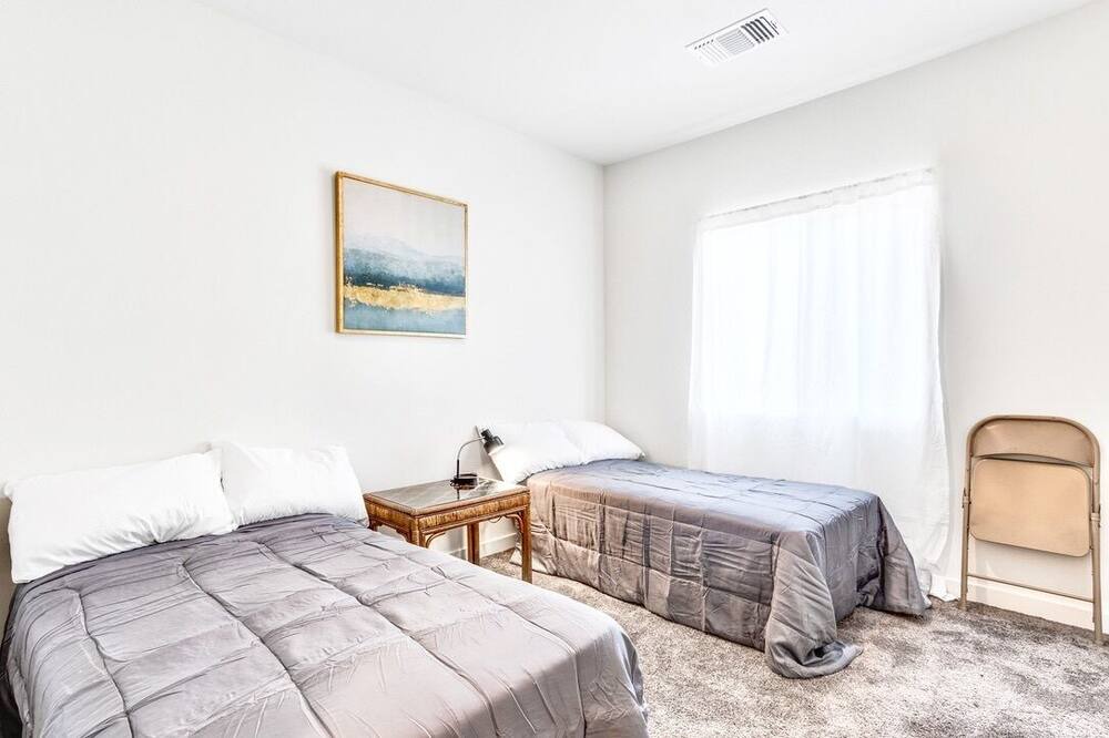 Photo of Bedroom in Pumpkin Center