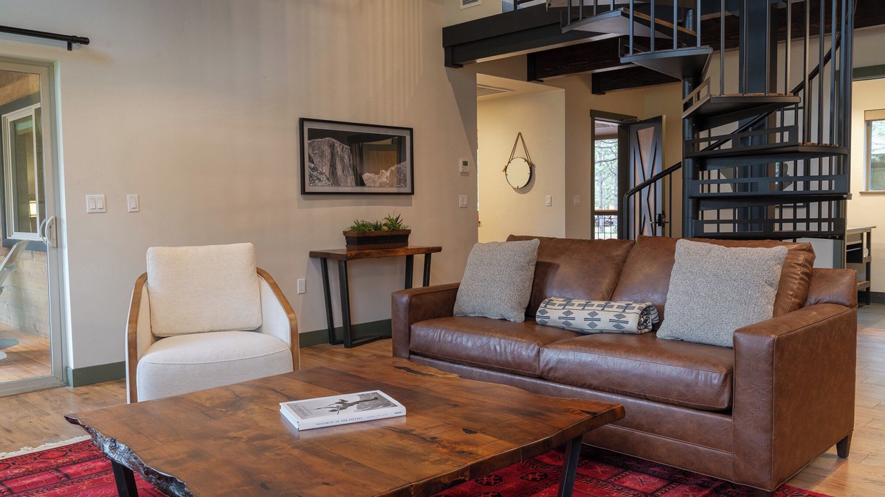 Photo of Livingroom in Groveland
