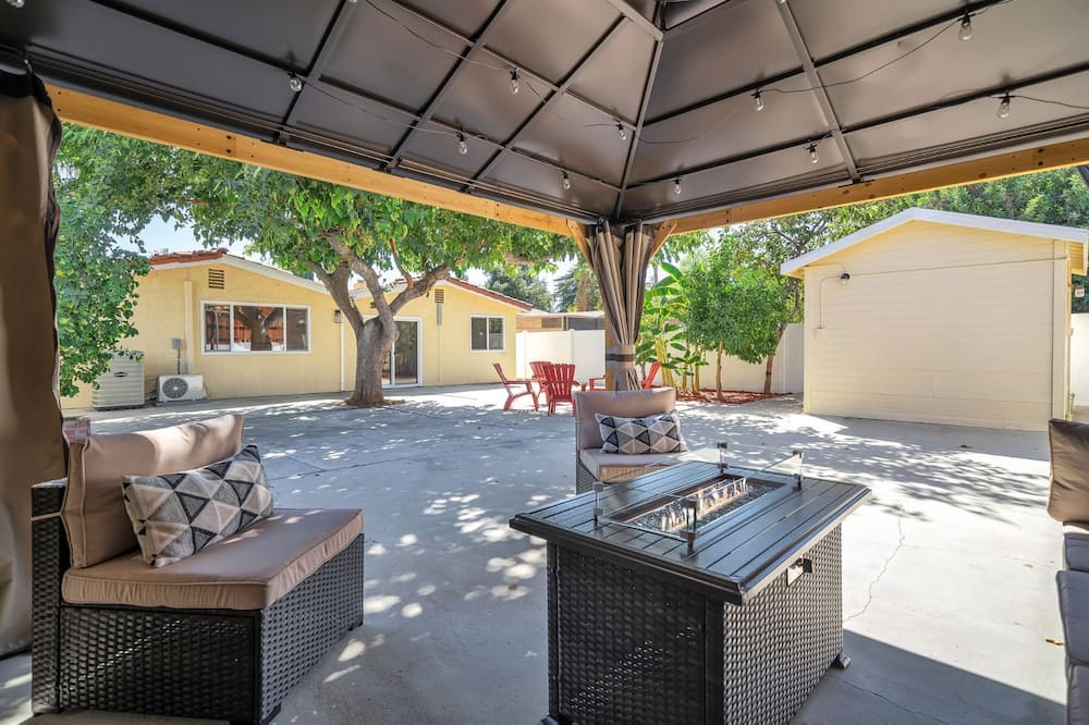 Photo of Patio Balcony in Lake Balboa