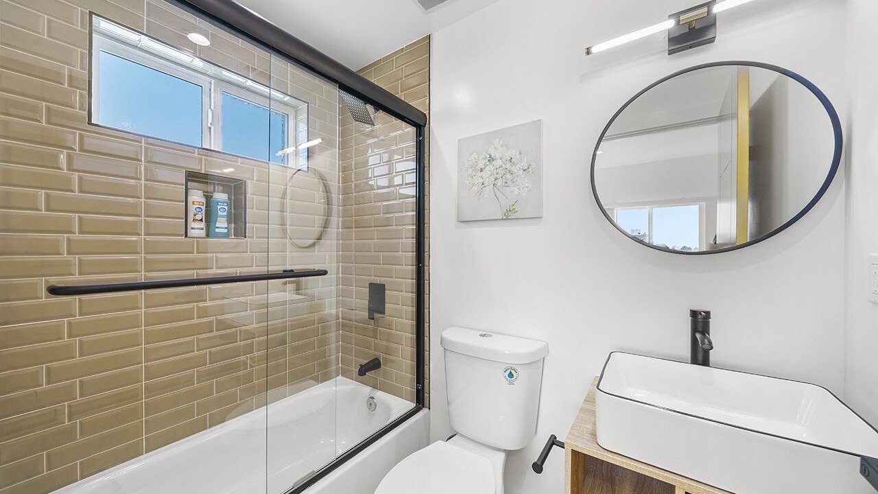 Photo of Bathroom in Rampart Village
