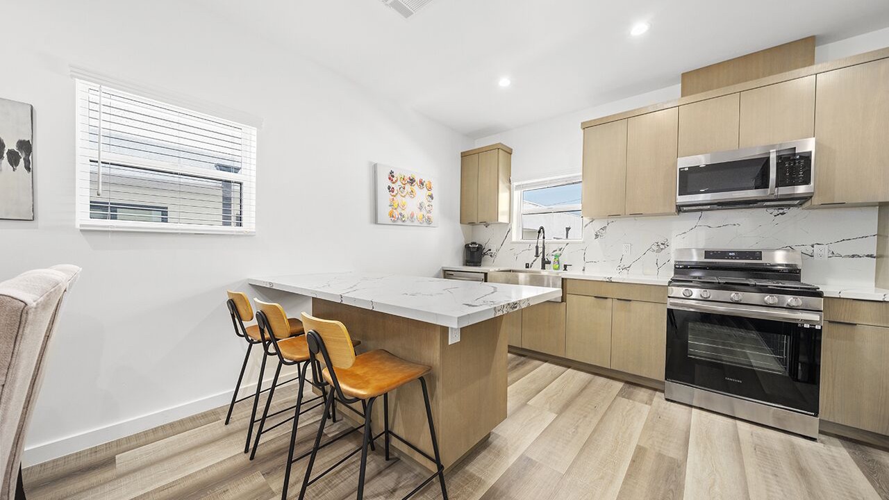 Photo of Livingroom in Rampart Village