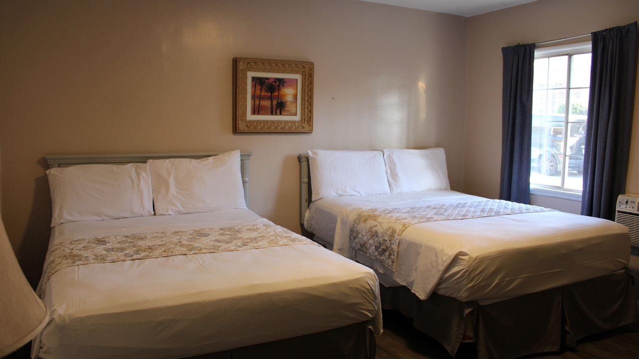Photo of Bedroom in Lake Elsinore
