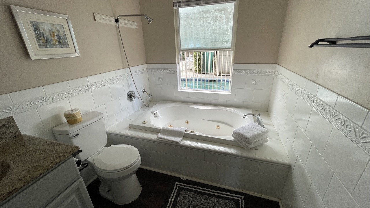 Photo of Bathroom in Lake Elsinore