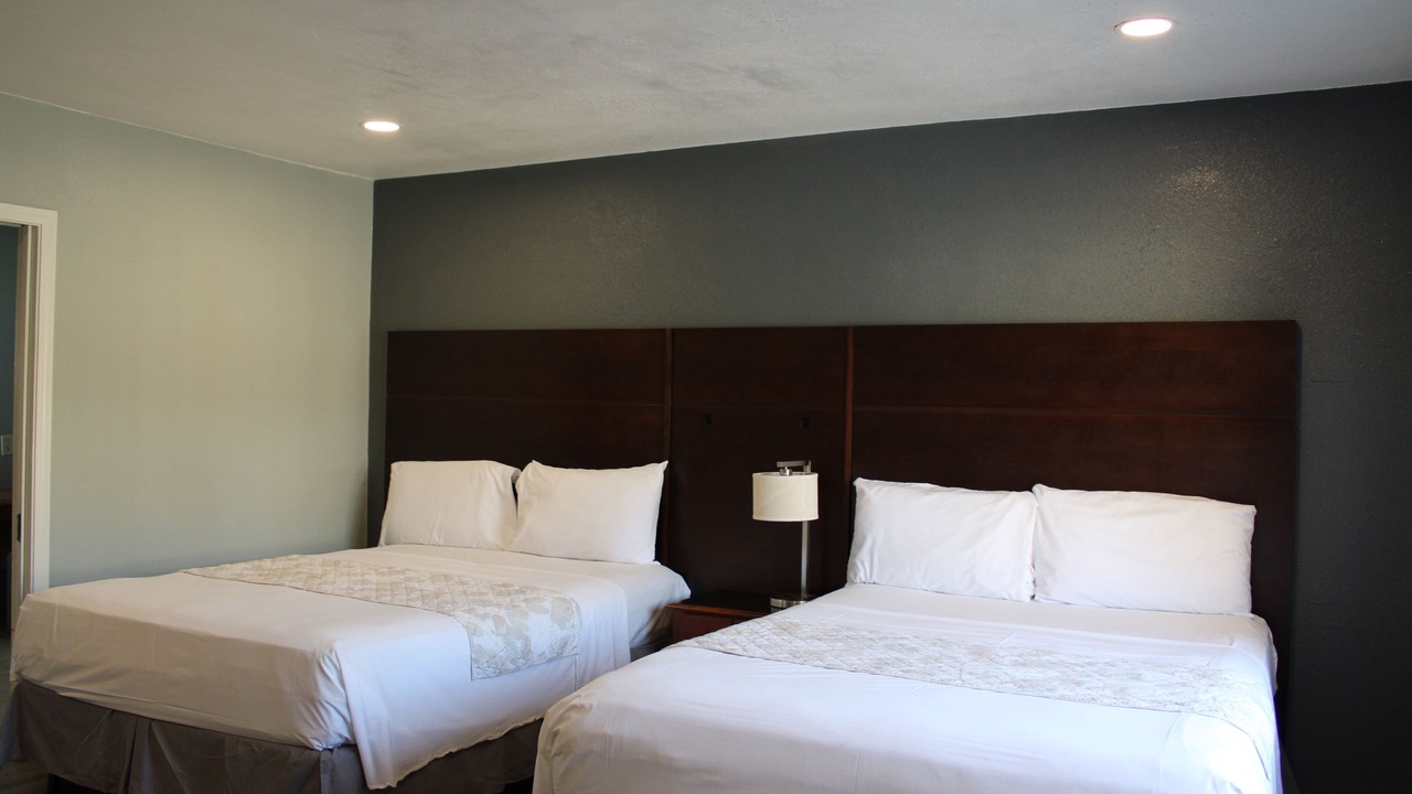 Photo of Bedroom in Lake Elsinore