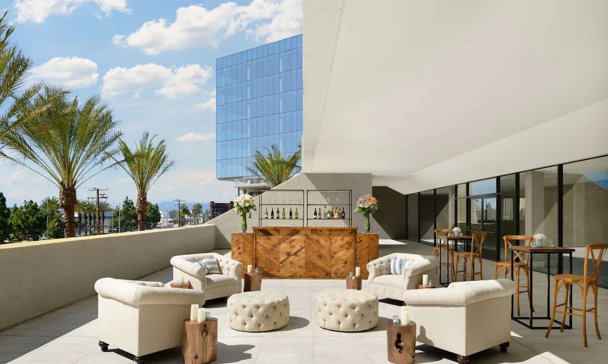 Photo of Outdoor in Fox Hills