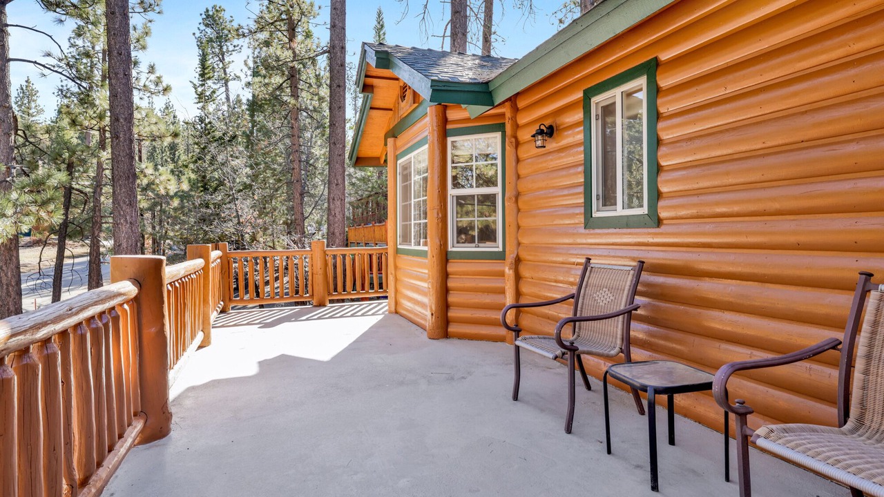 Photo of Patio Balcony in Summit Estates