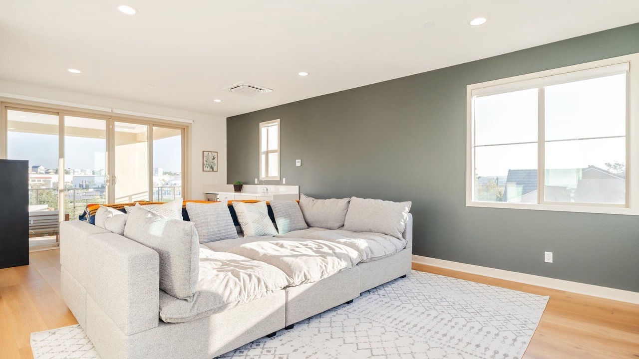Photo of Livingroom in Portola Springs