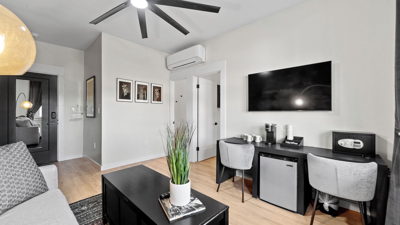 Photo of Bedroom in Little Italy