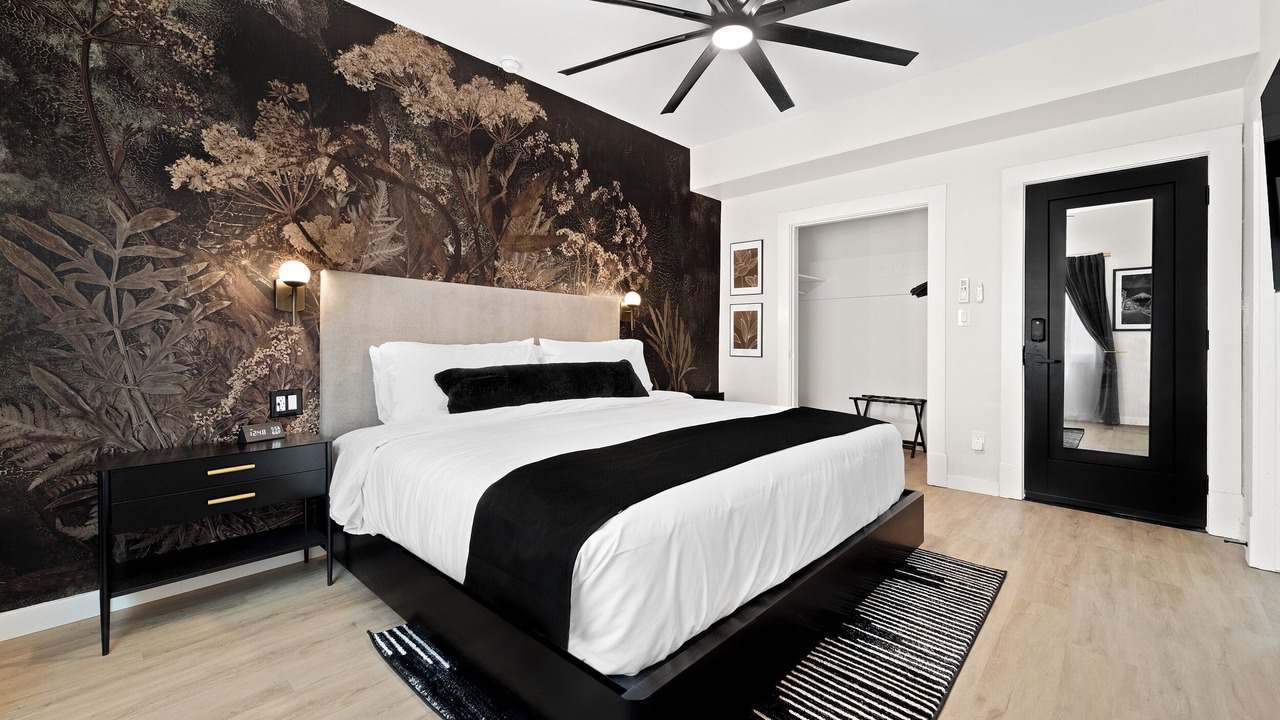 Photo of Bedroom in Little Italy