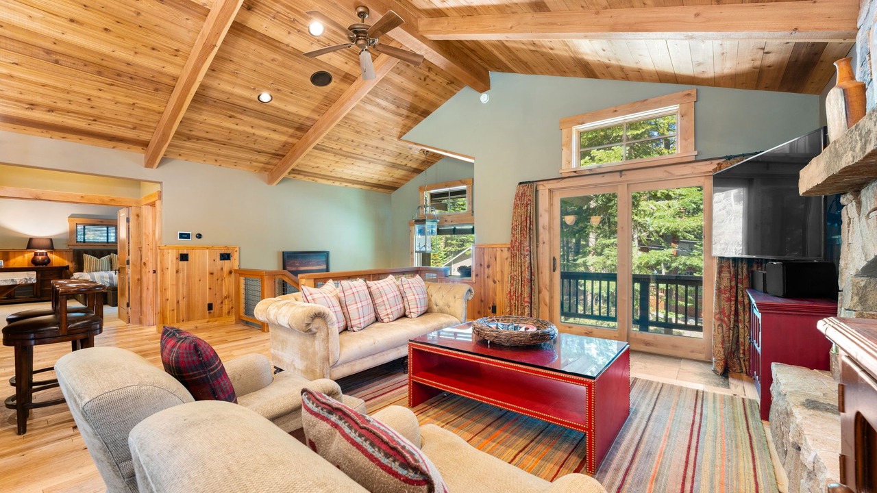 Photo of Livingroom in McKinney Estates