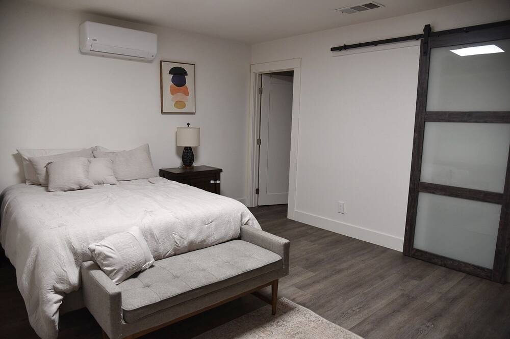 Photo of Bedroom in Riverside