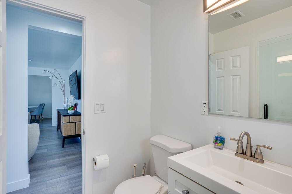 Photo of Bathroom in Hermosa Village