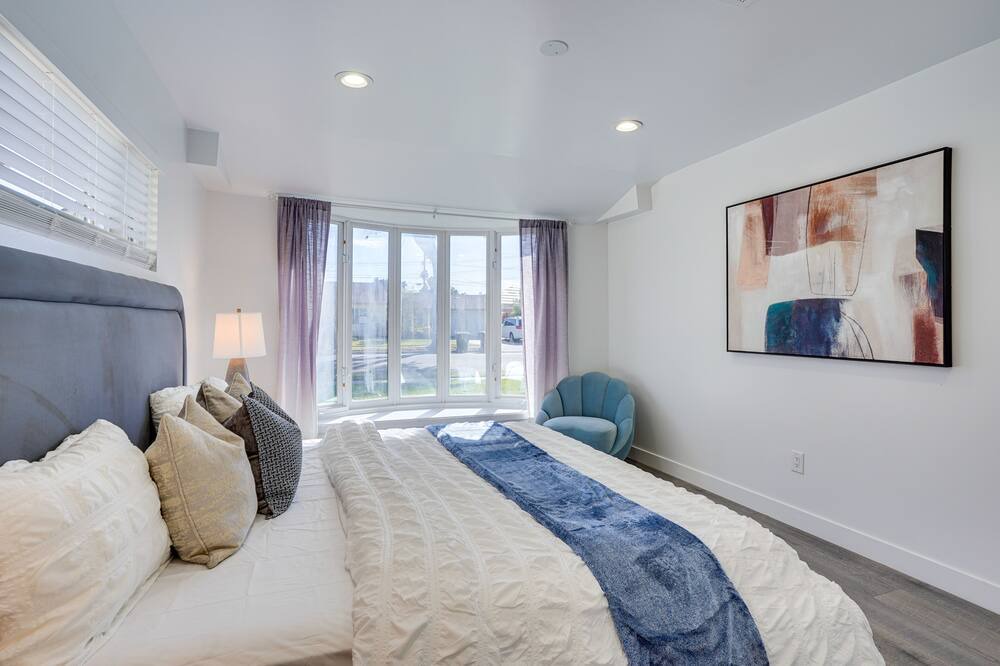Photo of Bedroom in Hermosa Village