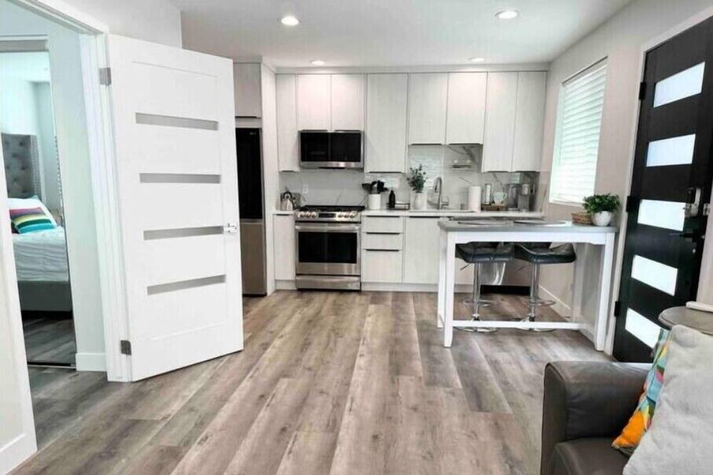 Photo of Kitchen in Canoga Park