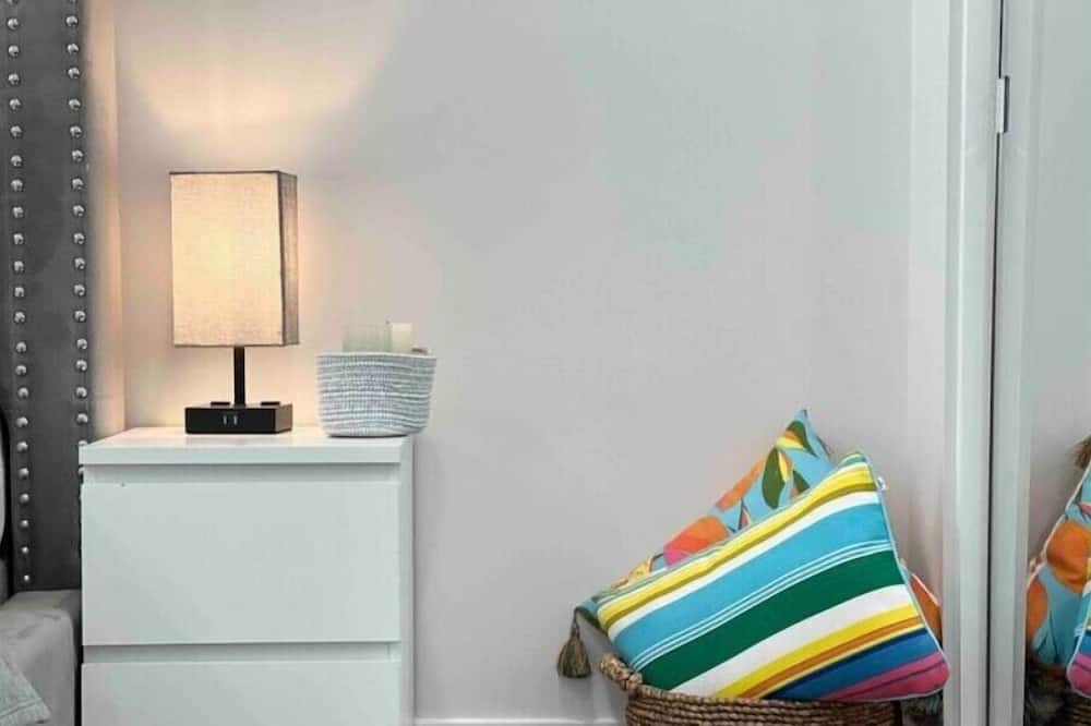 Photo of Bedroom in Canoga Park