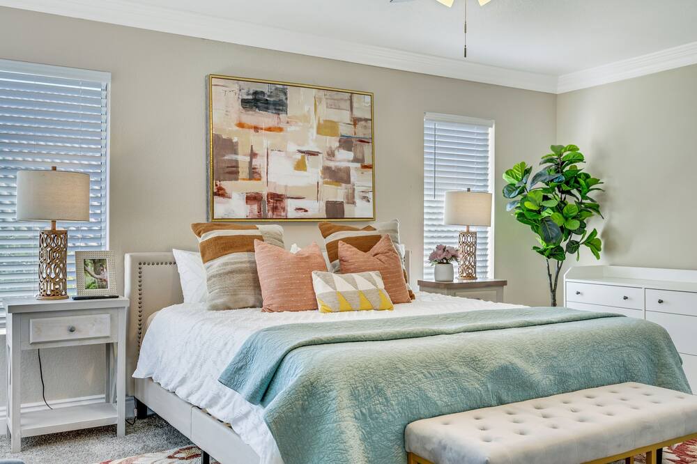 Photo of Bedroom in Corona