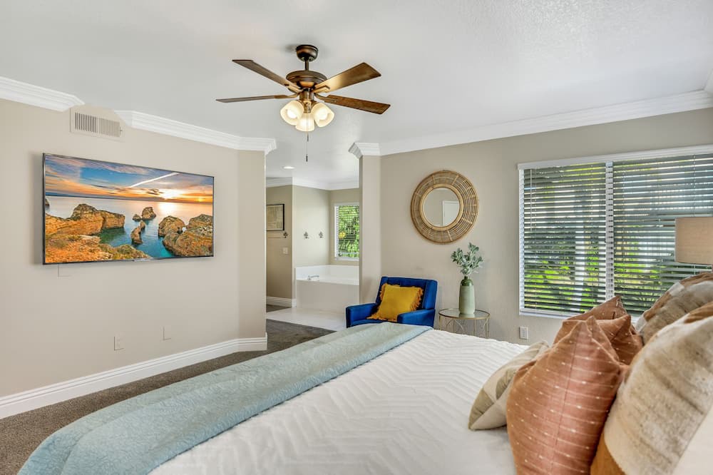 Photo of Bedroom in Corona