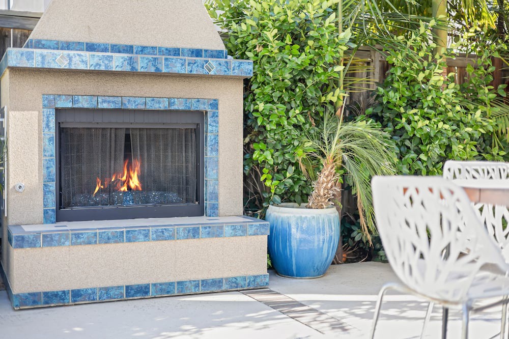 Photo of Outdoor in Corona