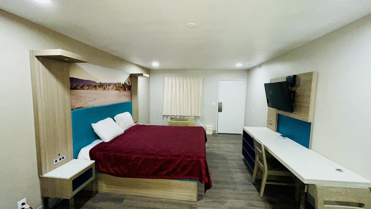 Photo of Bedroom in El Monte