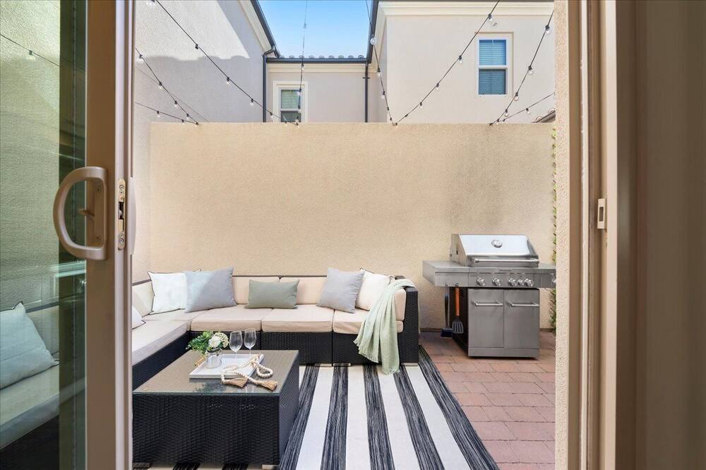 Photo of Outdoor in Portola Springs