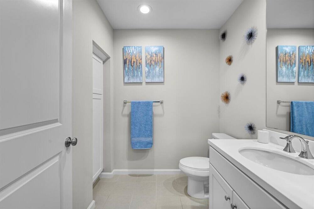 Photo of Bathroom in Portola Springs
